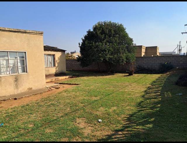 2 BEDROOM HOUSE FOR SALE IN BUHLE PARK